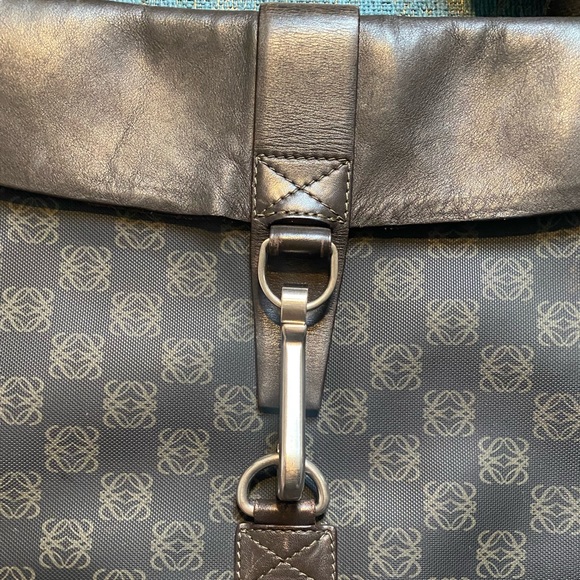 LOEWE Crossbody Satchel Bag - Picture 3 of 16